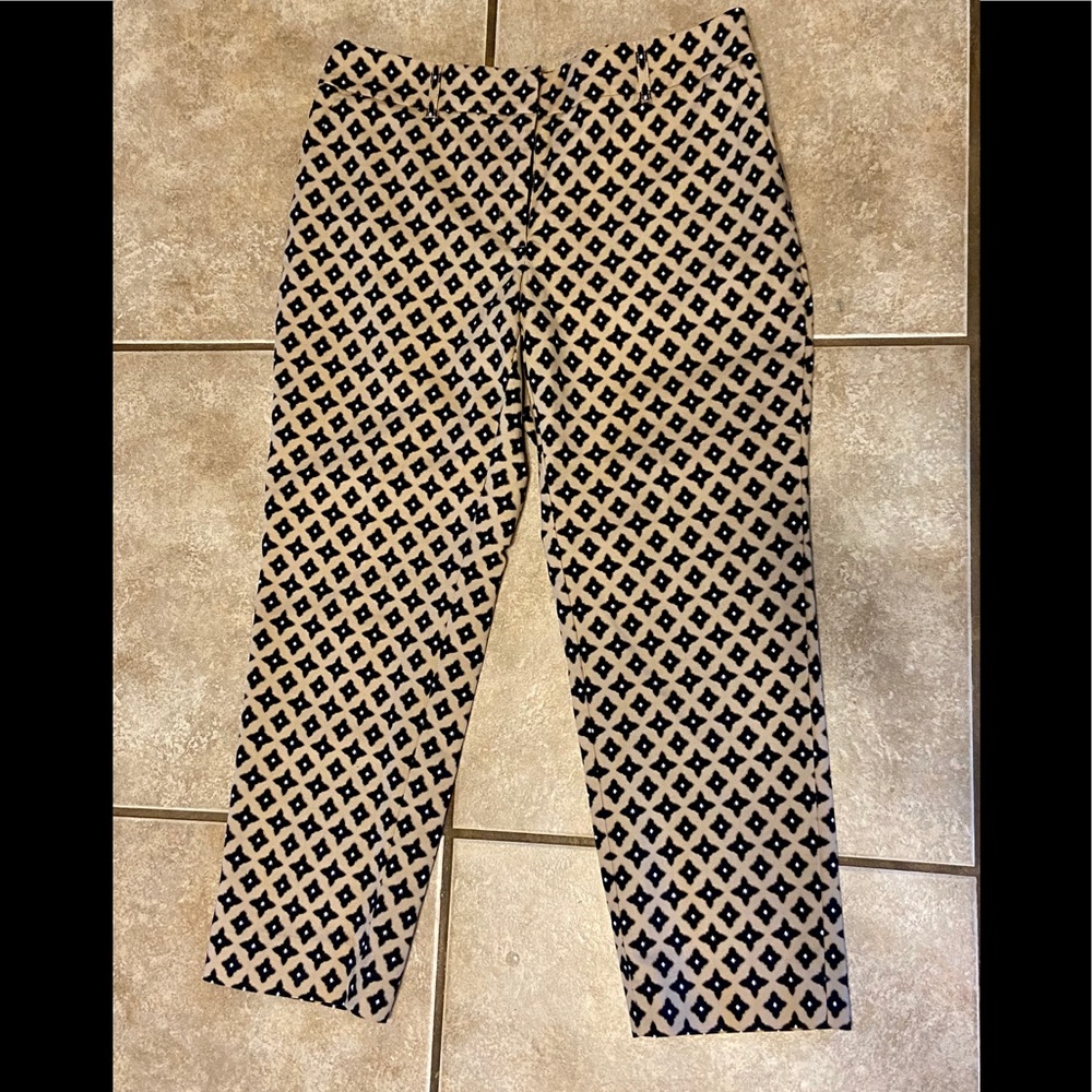 White House Black Market size 12